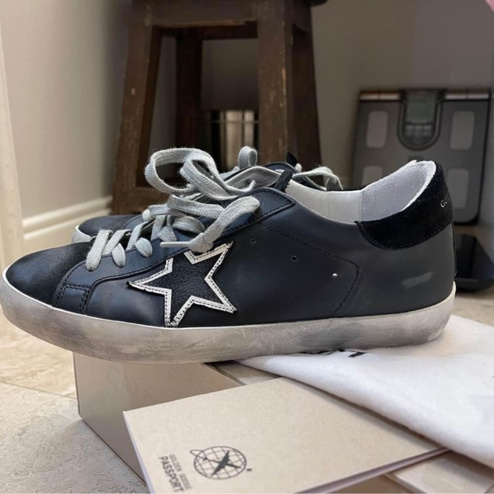Mens Golden Goose Super Star Black Leather Sneakers